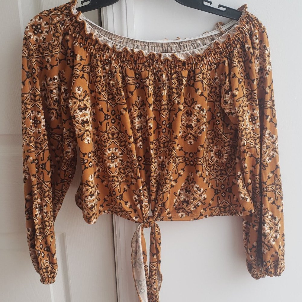 NEW Off-the-Shoulder Lantern Sleeve Crop Top